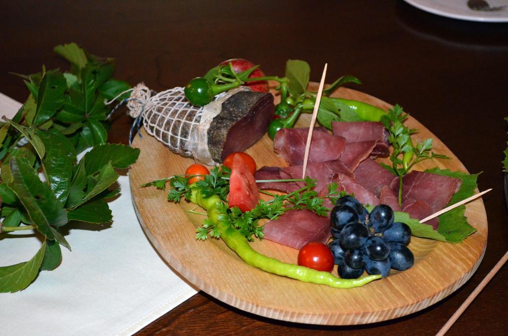Guest House Gostisce Jutrisa Rogatec 外观 照片